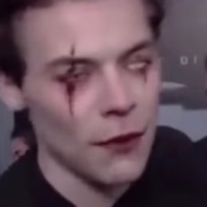 Meet your Posher, Raymond